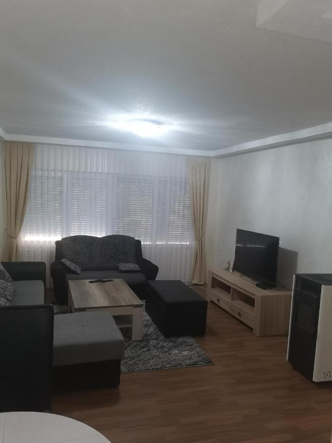 Anja Apartman Bosanski Samac Ngoại thất bức ảnh